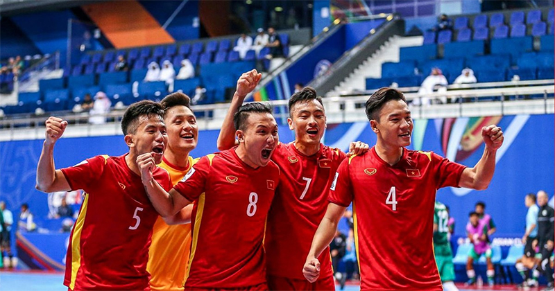 tat-tan-tat-bong-da-futsal-la-gi
